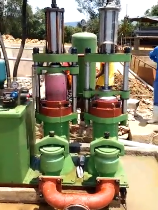 YB200-19陶瓷柱塞泵在國外使用現(xiàn)場 YB200-19陶瓷柱塞泵在國外使用現(xiàn)場